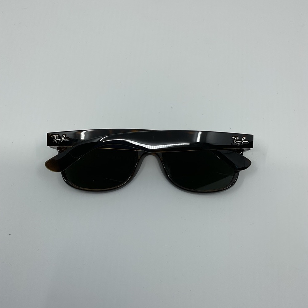 Ray-Ban New Wayfarer Classic Tortoise Shell Sunglasses - Picture 5 of 10